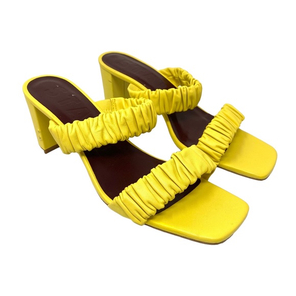 STAUD Shoes - Staud Frankie Ruched Leather Block Heel Shoe SZ 39.5